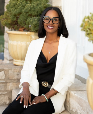 Photo of Trish Roby